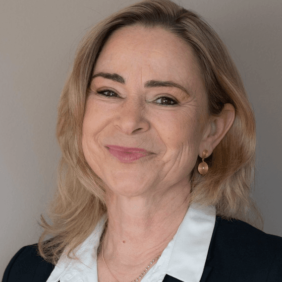 Portrait of Eva Engelhard-Vogl Dipl. Betriebswirtin, Systemischer Coach, Business Coach, Resilienz-Trainer, Mindset-Trainer, Professional Growth, Munich